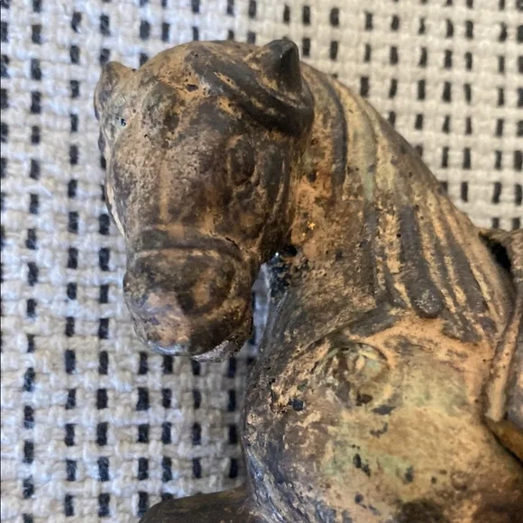 In excellent vintage condition heavy metal Japanese worriers horse - Picture 2 of 10